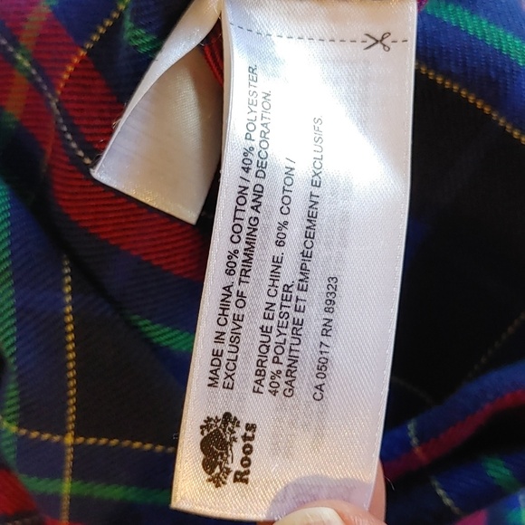 🇨🇦 Women's Roots Plaid Flannel Oversize Button Down Shirt Small - Picture 9 of 9